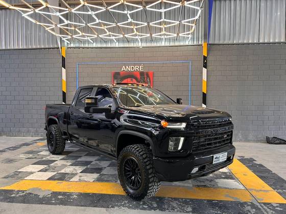 CHEVROLET SILVERADO 6.6 V8 DURAMAX DIESEL 2500HD CHASSI 4WD AUTOMÁTICO